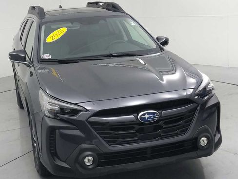Certified 2025 Subaru Outback Premium image 2