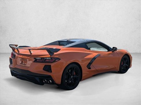 Used 2022 Chevrolet Corvette Stingray Premium Conv w/ Z51 Performance Package RWD image 5