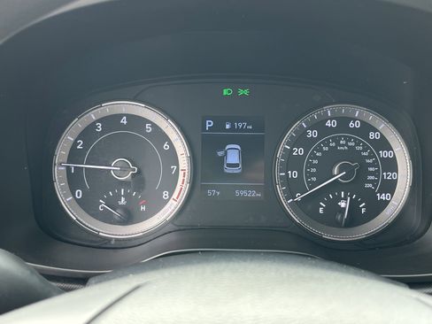 Used 2022 Hyundai Venue SE FWD image 25