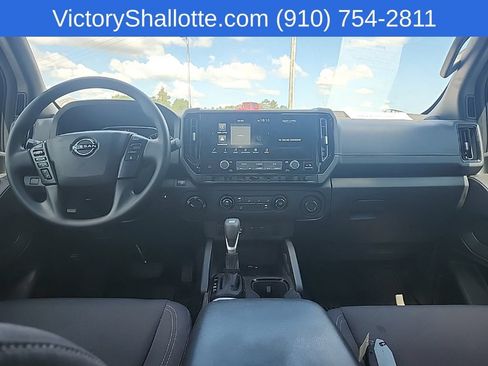 Used 2026 Nissan Frontier SV w/ Tow Package AWD/4WD image 4