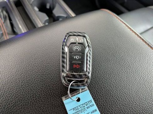 Used 2017 Ford F150 Raptor w/ Equipment Group 802A Luxury image 31