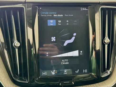 Used 2020 Volvo XC60 T5 Inscription w/ Protection Package Premier image 20