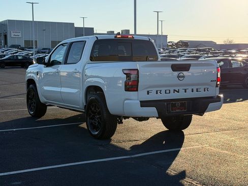 New 2026 Nissan Frontier SV image 6