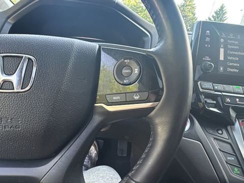 Used 2018 Honda Odyssey EX-L image 17