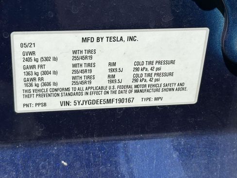 Used 2021 Tesla Model Y Long Range AWD/4WD image 17
