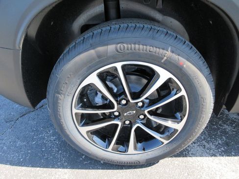 New 2026 Chevrolet TrailBlazer LT w/ LPO, Blackout Package FWD image 9