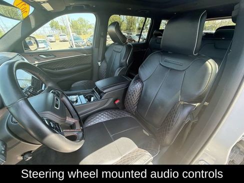 Used 2021 Jeep Grand Cherokee L Summit w/ Luxury Tech Group V AWD/4WD image 19