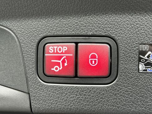 New 2026 Mercedes-Benz GLE 53 AMG 4MATIC Coupe image 25