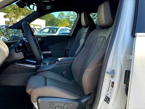 New 2026 BMW X3 xDrive30 w/ Convenience Package image 9