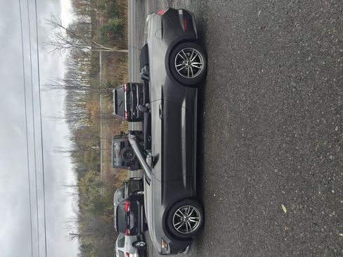 Used 2017 Ford Mustang Premium RWD image 15