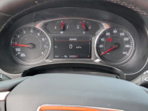 Used 2024 GMC Terrain SLT w/ Elevation Edition image 23