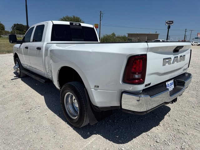 Used 2025 RAM 3500 Tradesman AWD/4WD image 4
