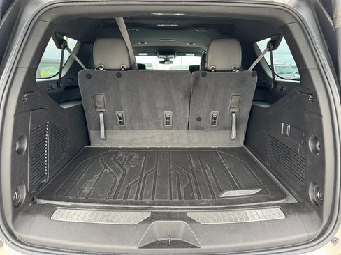 Used 2021 Chevrolet Suburban Z71 w/ Rear Media and Nav Package image 20