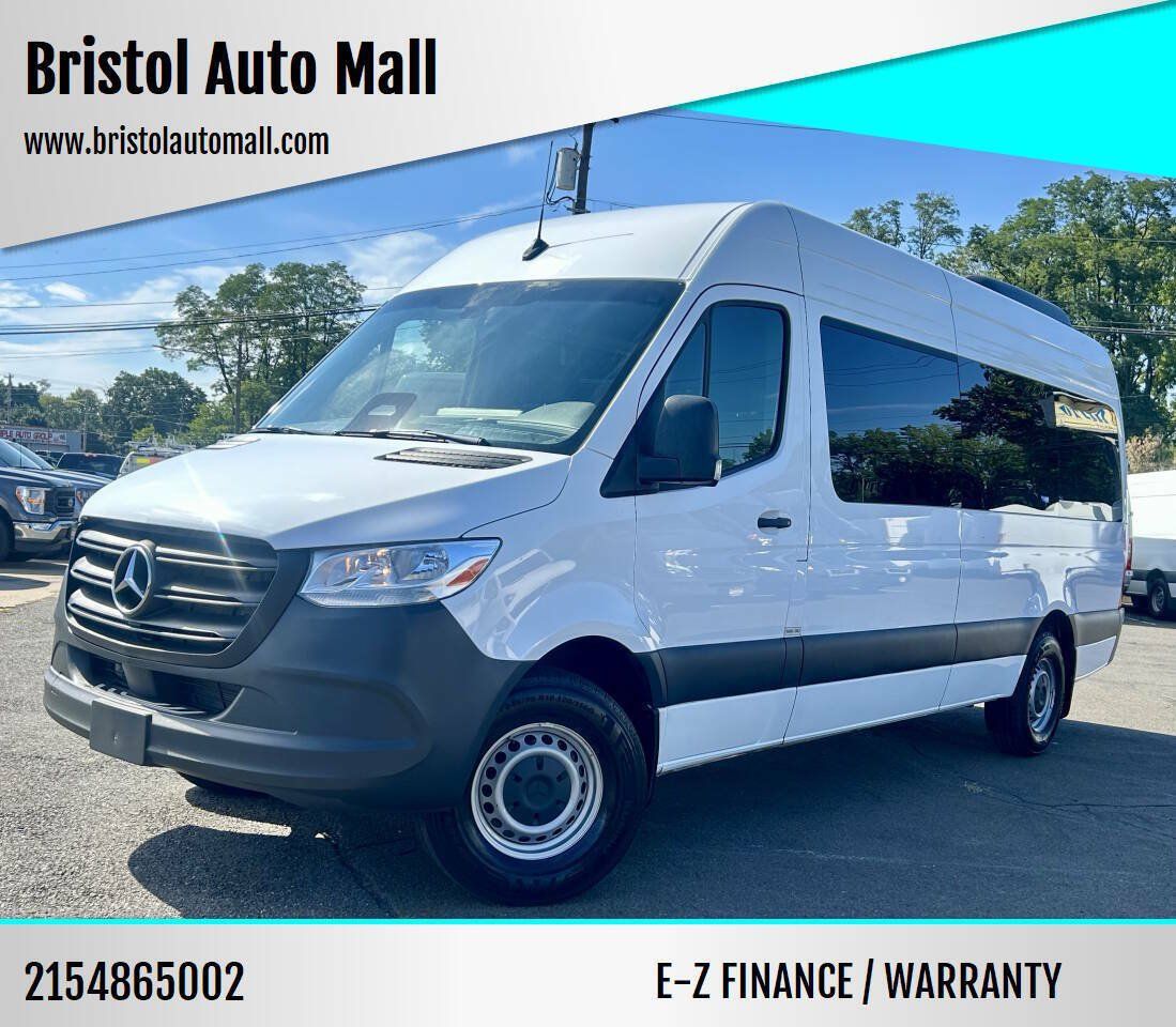 Used 2025 Mercedes-Benz Sprinter 2500 image 1