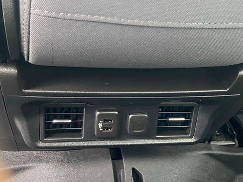 Used 2019 Chevrolet Silverado 1500 LT w/ Texas Edition AWD/4WD image 21