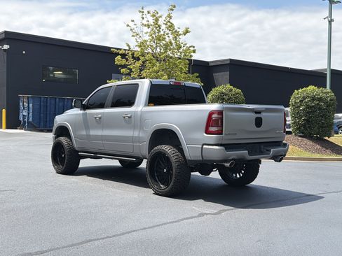 Used 2022 RAM 1500 Laramie w/ Sport Appearance Package AWD/4WD image 15