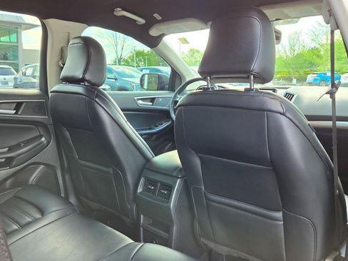 Used 2024 Ford Edge SEL AWD/4WD image 47