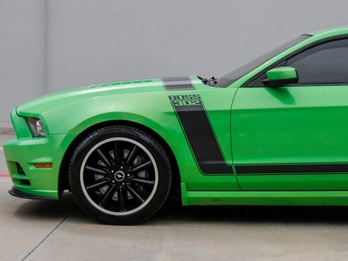 Used 2013 Ford Mustang Boss 302 w/ Boss 302 Accessory Pkg image 15