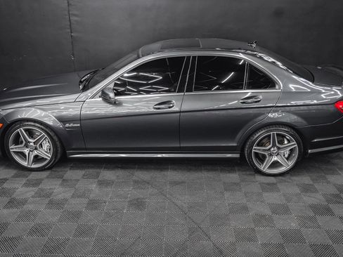 Used 2010 Mercedes-Benz C 63 AMG Sedan image 27