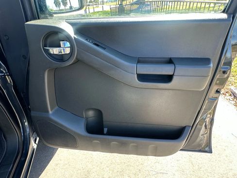 Used 2012 Nissan Xterra PRO-4X w/ Pro-4x Leather Pkg image 27