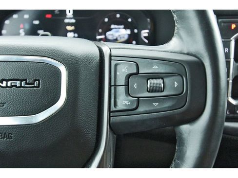 Used 2024 GMC Yukon XL Denali Ultimate image 17