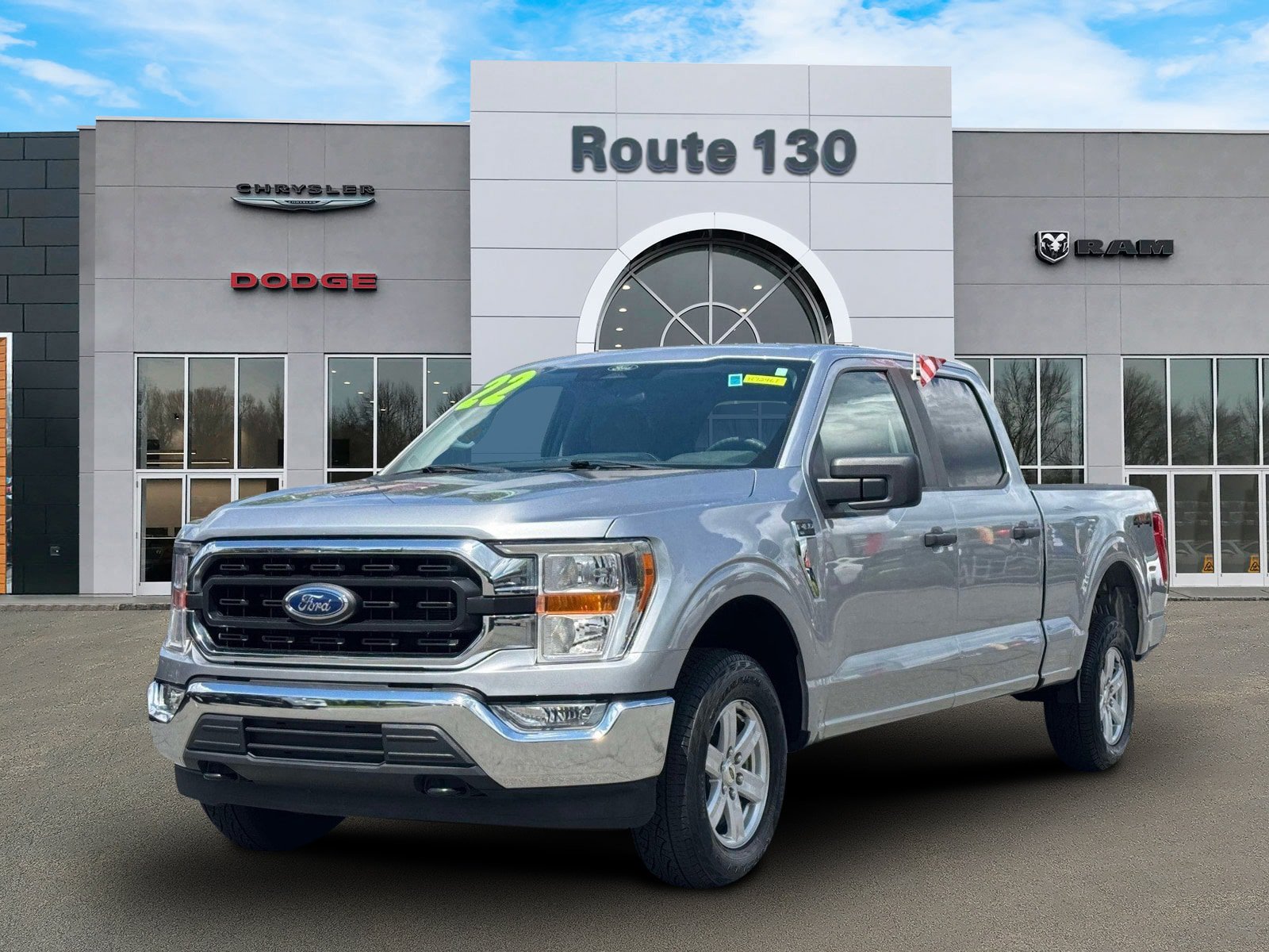 Used 2022 Ford F150 XLT AWD/4WD image 2