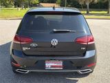 Used 2018 Volkswagen Golf SE image 3