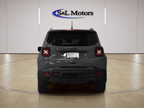 Certified 2021 Jeep Renegade Trailhawk w/ Trailer Tow Group AWD/4WD image 8