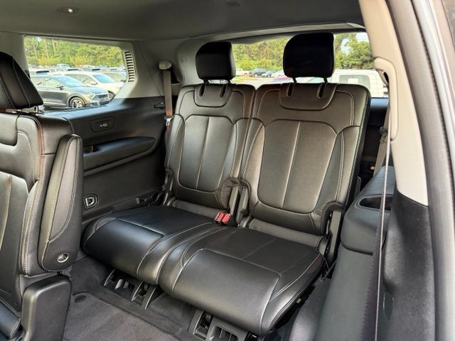 Used 2023 Jeep Grand Cherokee L Limited AWD/4WD image 27