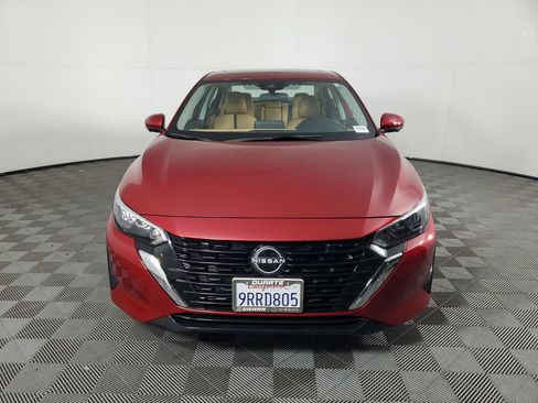 Used 2024 Nissan Sentra SV w/ SV Premium Package image 9