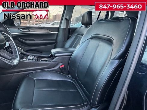 Used 2022 Jeep Grand Cherokee Limited 4xe image 12
