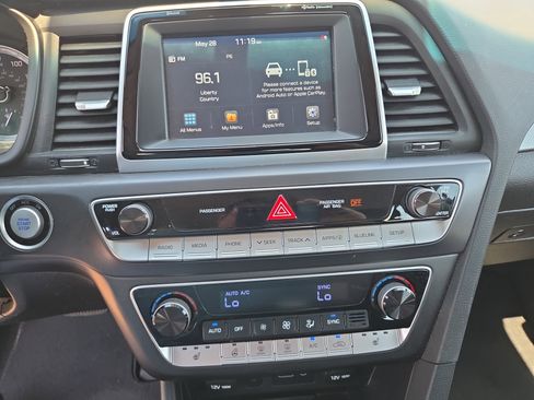 Used 2019 Hyundai Sonata SEL FWD image 21