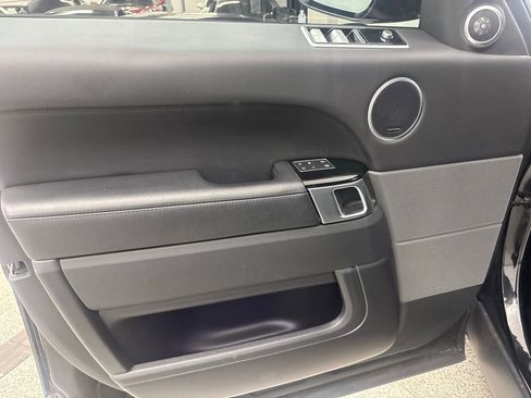 Used 2022 Land Rover Range Rover Sport HSE Silver Edition image 34