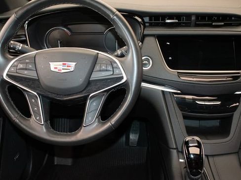 Used 2021 Cadillac XT5 Luxury w/ LPO, Floor Liner Package AWD/4WD image 16