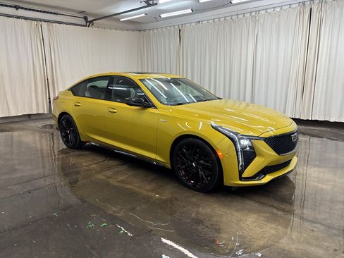 Used 2026 Cadillac CT5 V w/ LPO, Red Accent Package RWD image 3