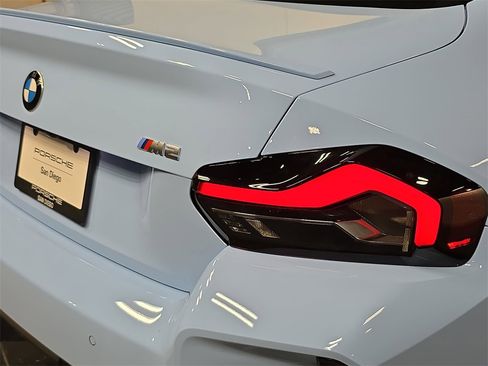 Used 2023 BMW M2 w/ Lighting Package image 30
