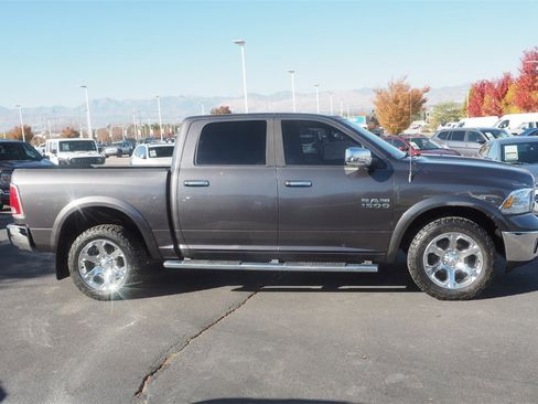 Used 2016 RAM 1500 Laramie w/ Convenience Group image 4