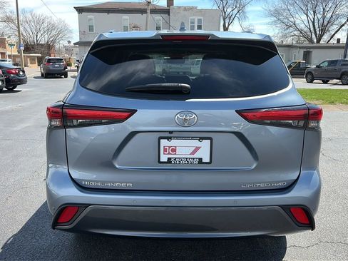 Used 2021 Toyota Highlander Limited image 6