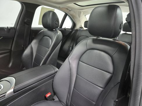 Used 2017 Mercedes-Benz C 300 4MATIC Sedan image 12