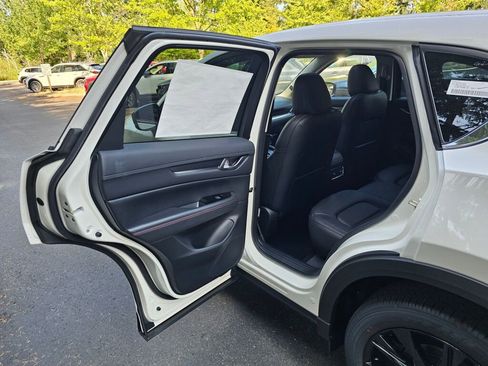 New 2025 MAZDA CX-5 Carbon Edition image 23