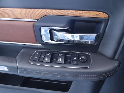 Used 2016 RAM 2500 Longhorn w/ Snow Chief Group image 32