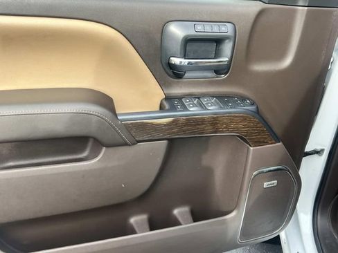 Used 2018 GMC Sierra 1500 Denali AWD/4WD image 15