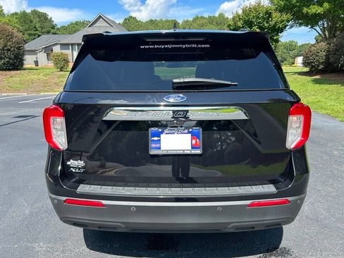 Used 2023 Ford Explorer XLT RWD image 17