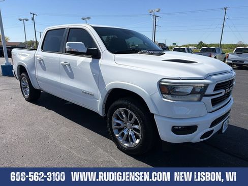 Used 2022 RAM 1500 Laramie w/ Sport Appearance Package AWD/4WD image 7