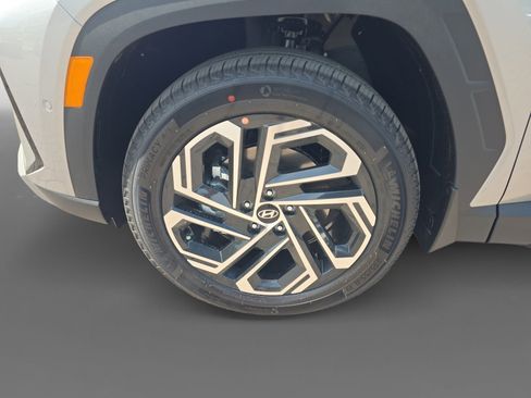 New 2026 Hyundai Tucson Limited AWD/4WD image 9