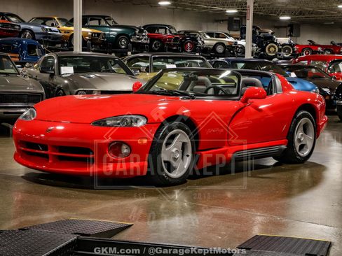 Used 1994 Dodge Viper RT/10 image 17