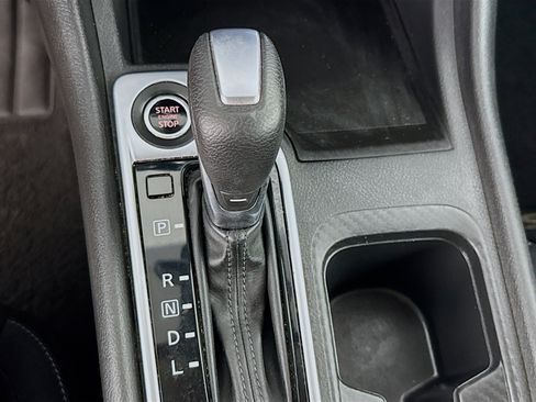 Used 2021 Nissan Sentra SV FWD image 18