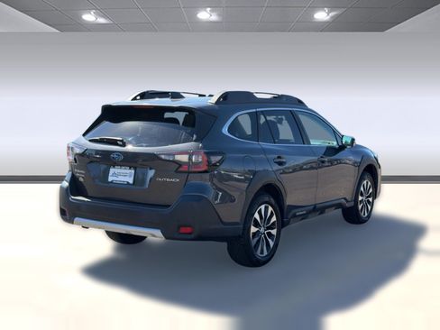 Used 2024 Subaru Outback Limited AWD/4WD image 9
