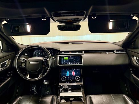 Used 2018 Land Rover Range Rover Velar R-Dynamic SE image 23