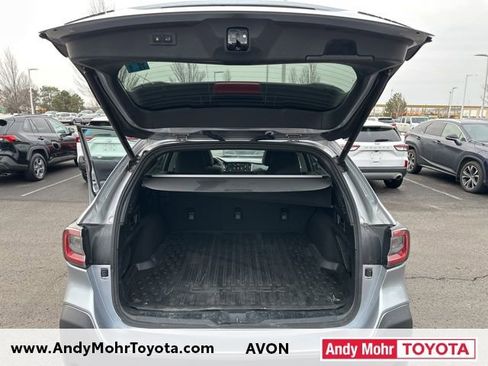 Used 2025 Subaru Outback Onyx Edition image 11
